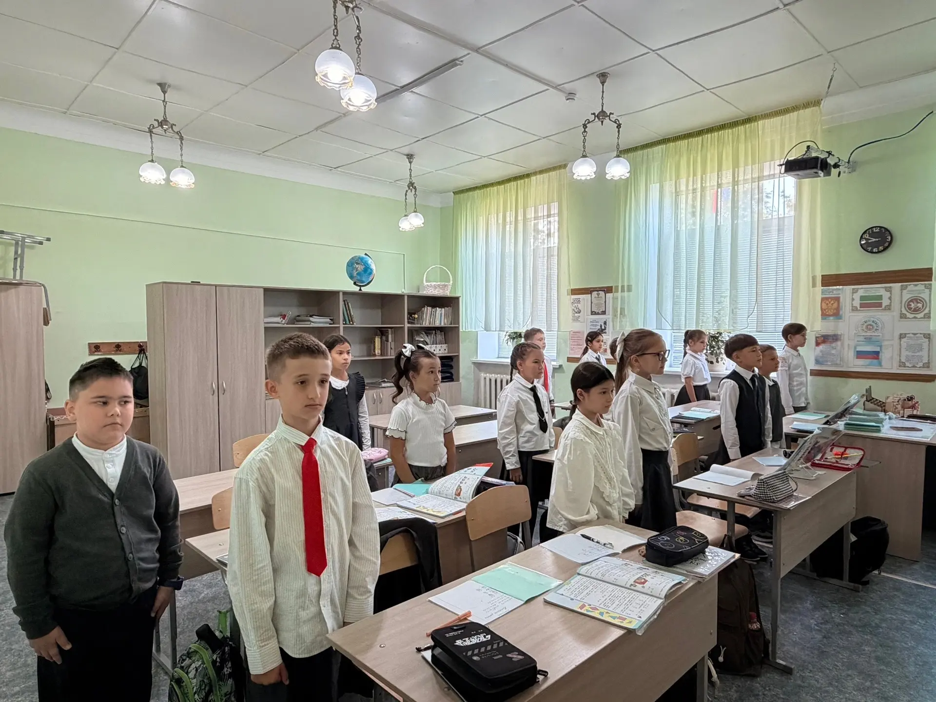 🕊️ В школе прошел День солидарности в борьбе с терроризмом.
