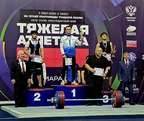 🏆 Краснодарский край в лидерах: 15-летний Кирилл Полупанов сокрушил соперников на Спартакиаде в Анап