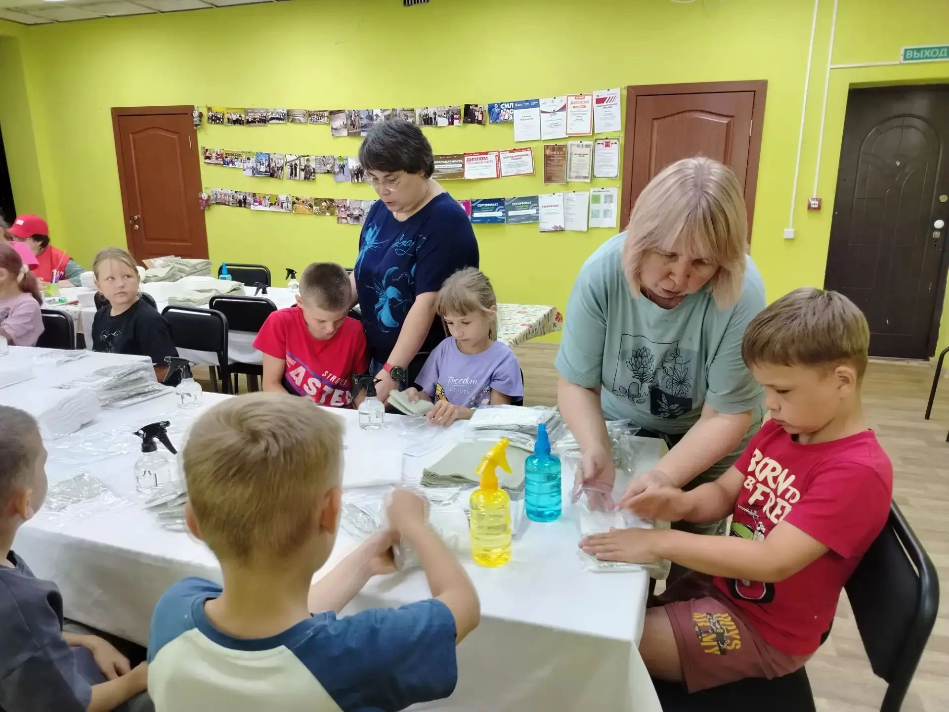 Патриотизм начинается с добрых дел и созидательного труда. 28 июля в волонтерском центре «Своих не б