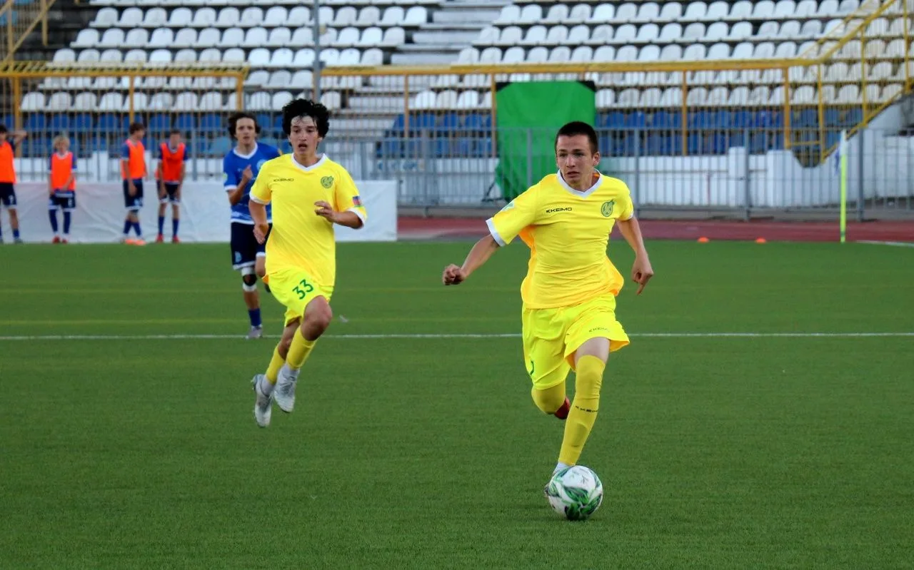 ⚽Победный тур желто-зеленых