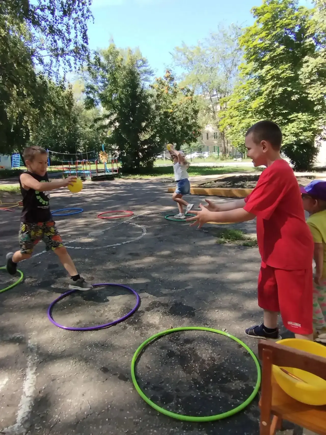 Лето — это время солнца, улыбок и бесконечного движения! ☀️ В нашем детском саду мы реш...