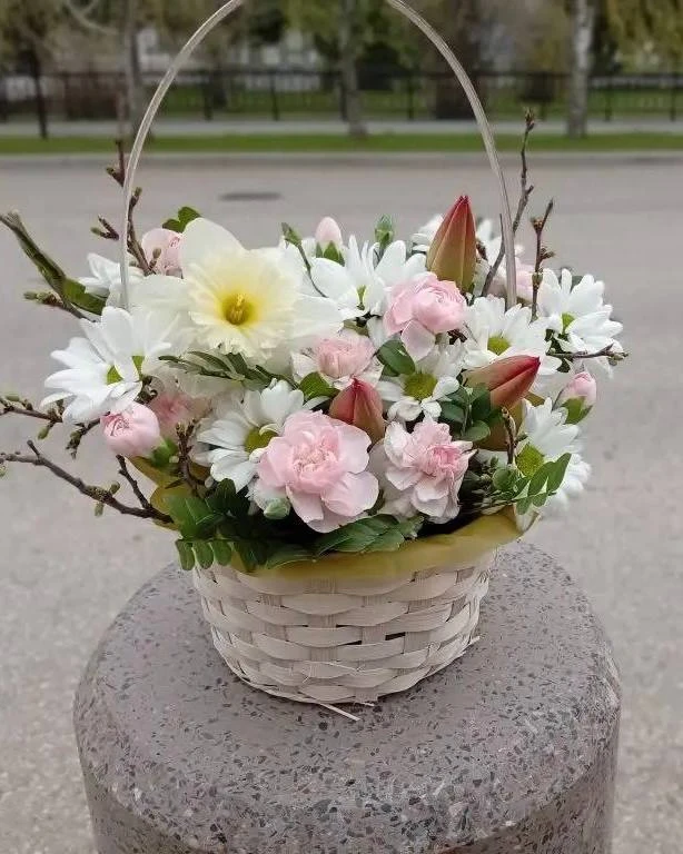 Почему весенние цветы пахнут по-особенному? 💐✨