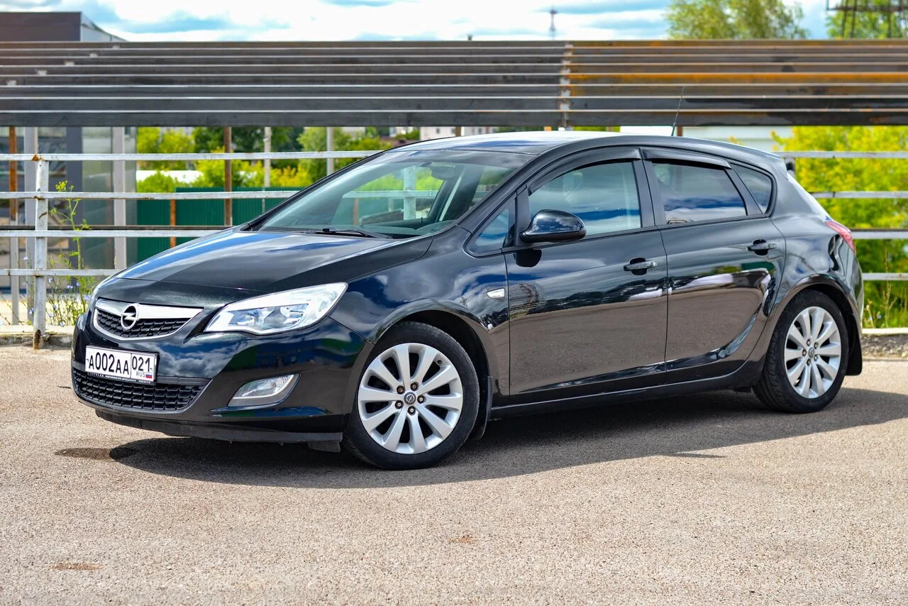 💎 Opel Astra J можно купить в кредит без первого взноса.