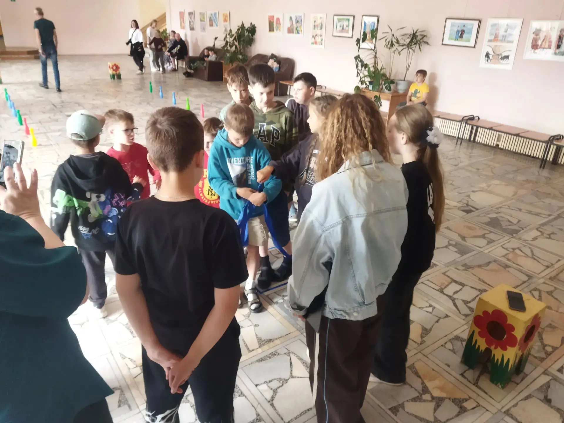 Танцевально-игровой драйв в ДК ЗАТО «Солнечный»! 🎉

Сегодня в Доме культуры кипели нешуточные страс
