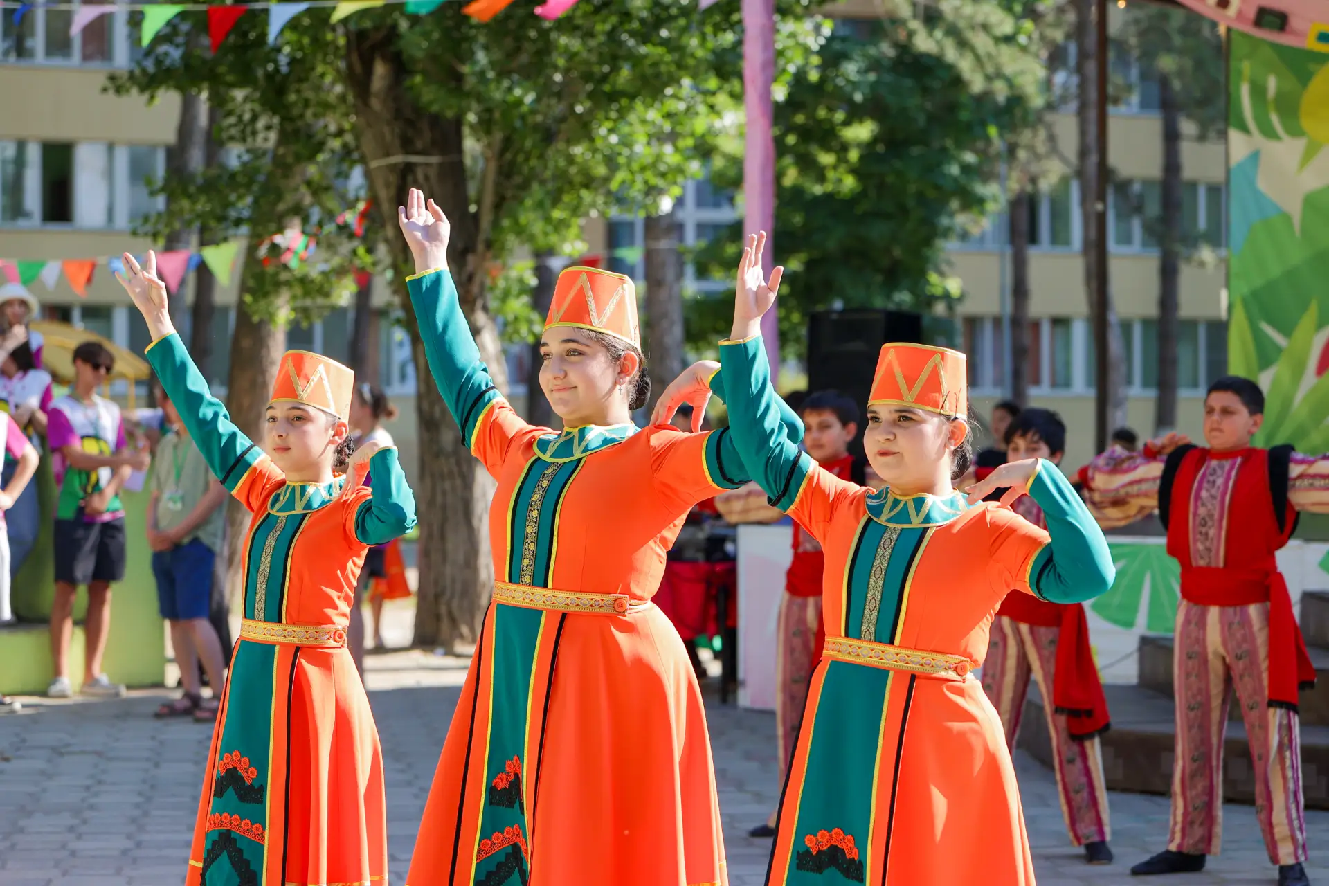 У НАС ГОСТИ💃
Магия и сила народной хореографии🙌

Творческий коллектив «Гайкодзор» побывал в гостях