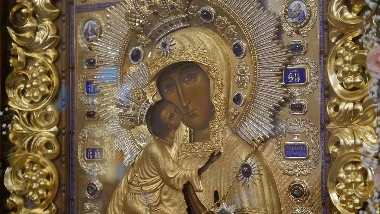 29 августа - праздник в честь Феодоровской иконы Божией Матери.