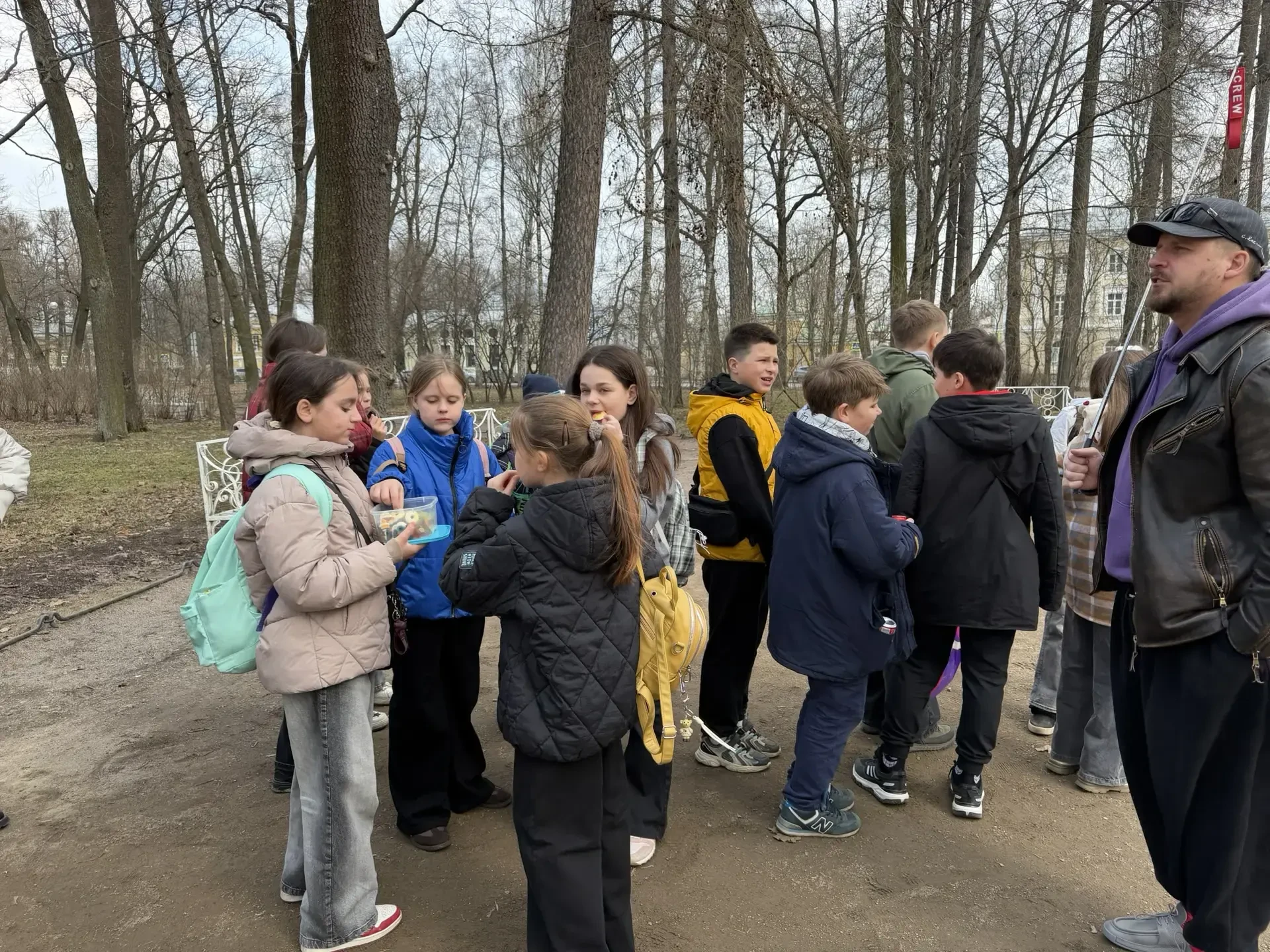 Сегодня 5 «Д» класс с классным руководителем Полупан Еленой Борисовной и родителями ездил на экскурс