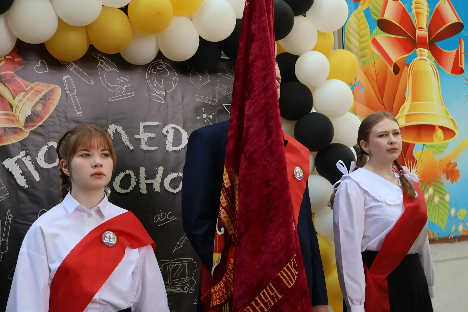 А теперь — ещё немного атмосферы этого удивительного дня 🌸  Смотрите фото 👉 здесь живые кадры праздн