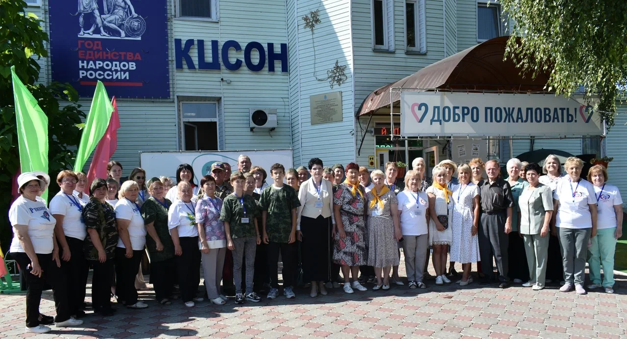 🤝 Тепло рук и сердец: как прошла встреча «серебряных» волонтеров в Ртищево!