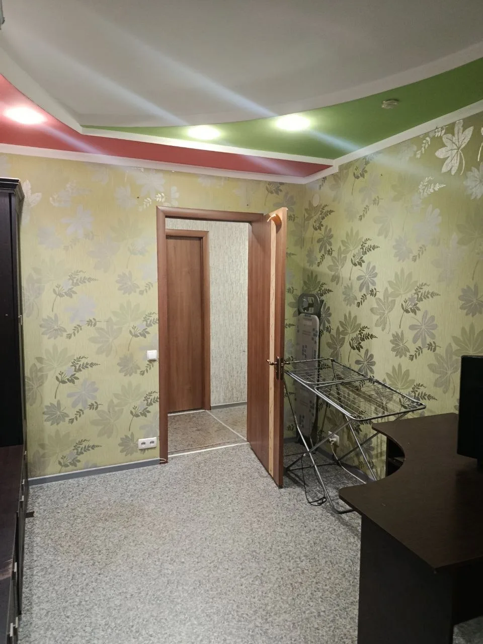 Продам 2-к. квартиру, Калиновка, 4/5 эт., 1 500 000 руб., Горловка