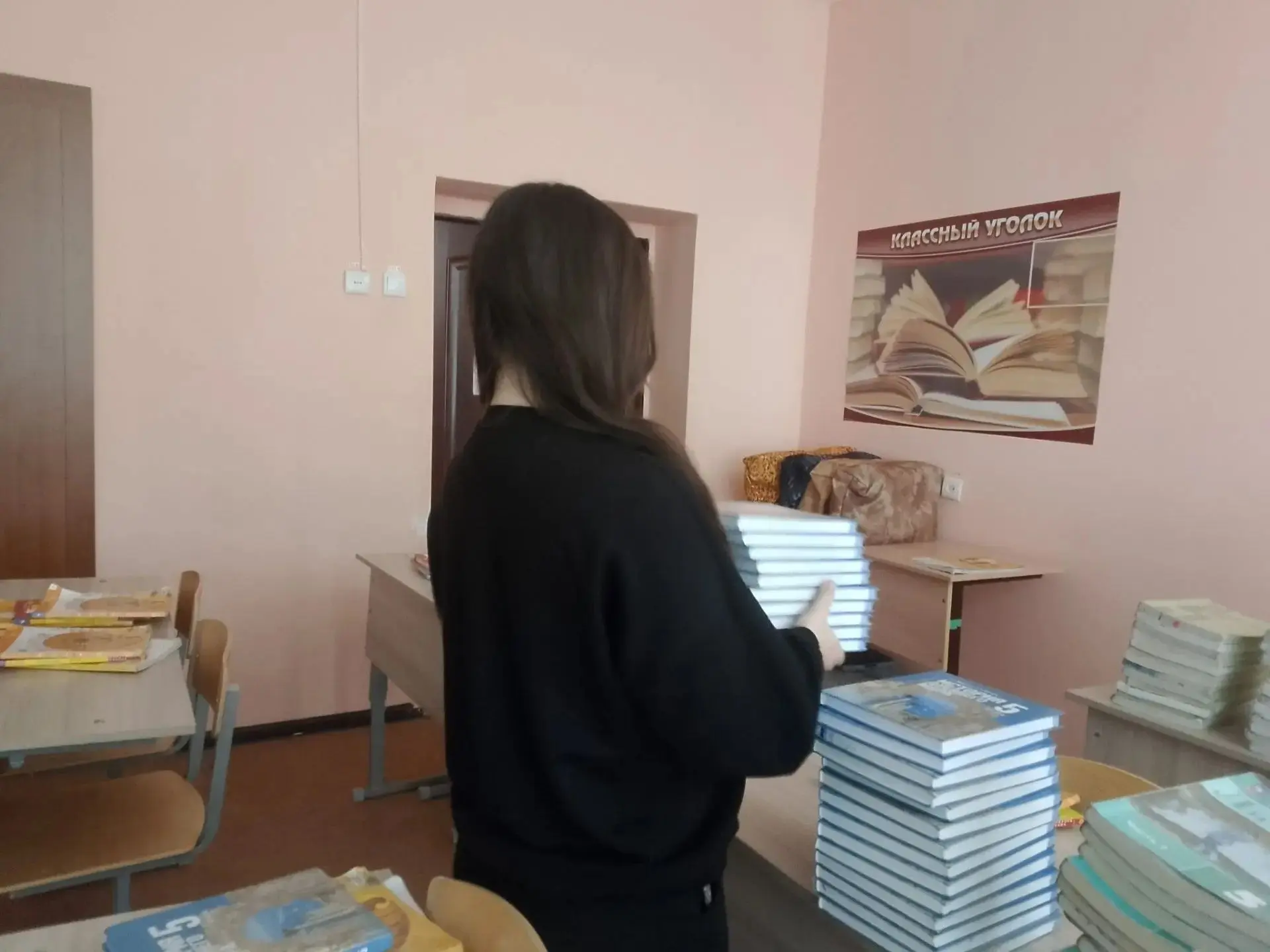 Есть такая традиция у нашего 7 «А»: провожать лето не только отдыхом, но и добрыми делами.