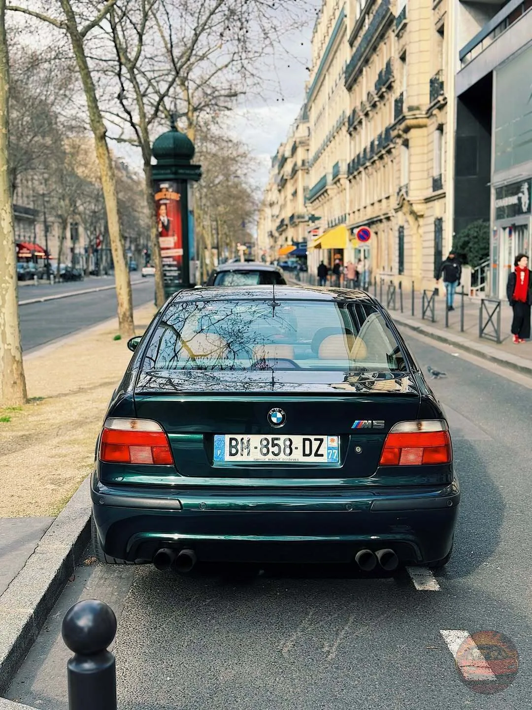 💰 BMW M5 E39: самый быстрый серийный седан в мире — в 1998 году

BMW M5 E39, представленная на Жене