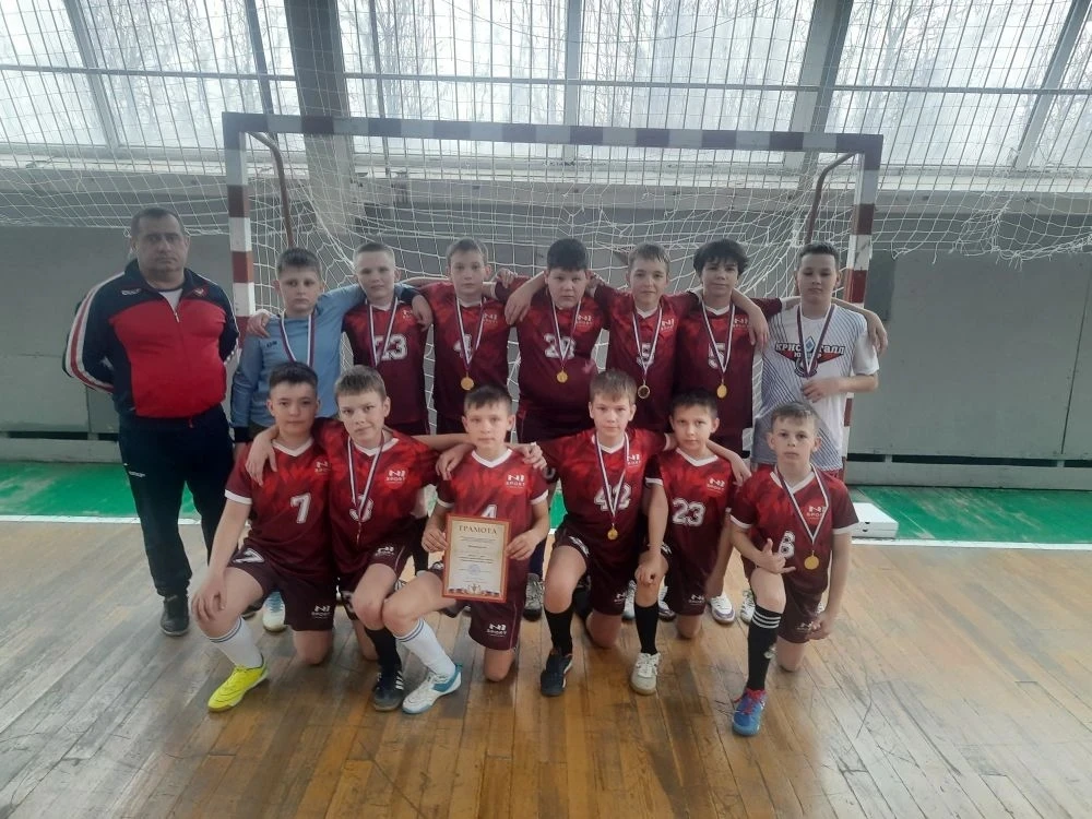 ⚽2 апреля в ФОКе "Родник" состоялось открытое 
первенство ДЮСШ р.п. Башмаково по футзалу среди юноше