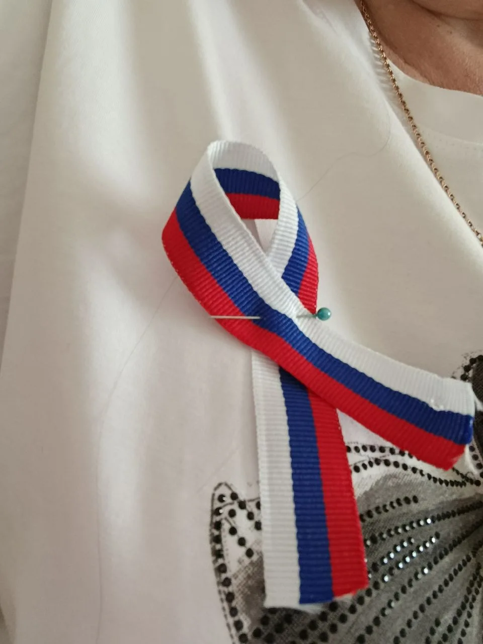 Акция «Российский триколор», в рамках всероссийской акции «Родиной горжусь»
Акция направлена на форм