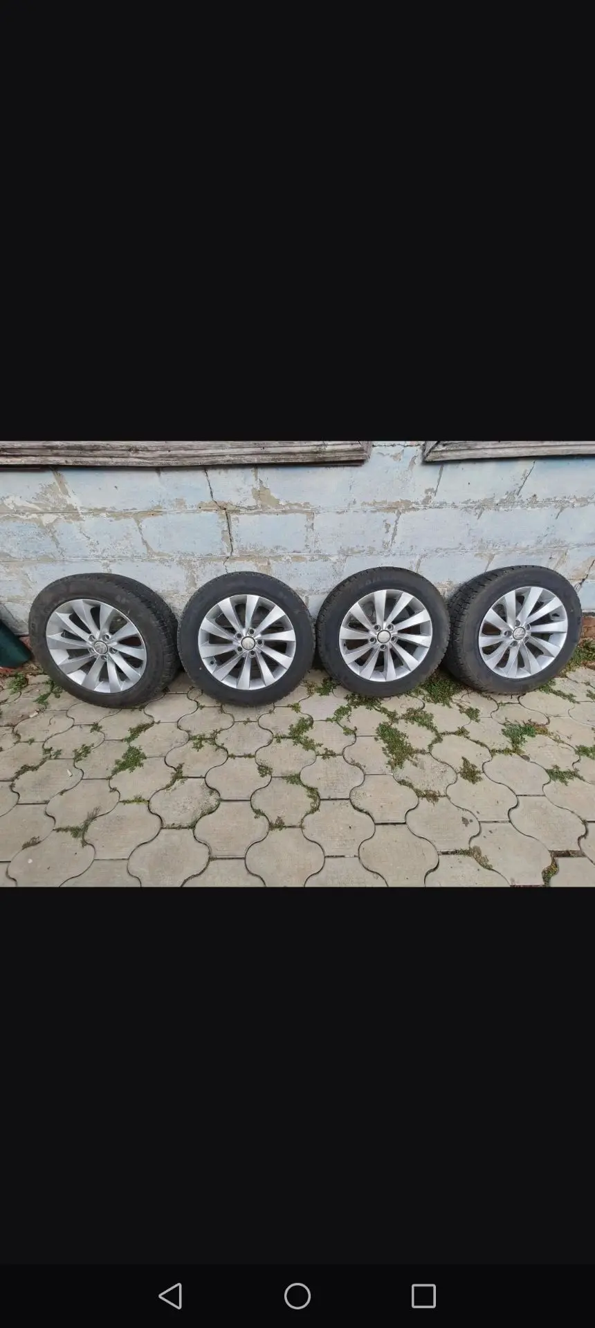 Продам зимняя резиню, в отличном состоянии. В использовании 2 месяца. R17, 5*112, прода...