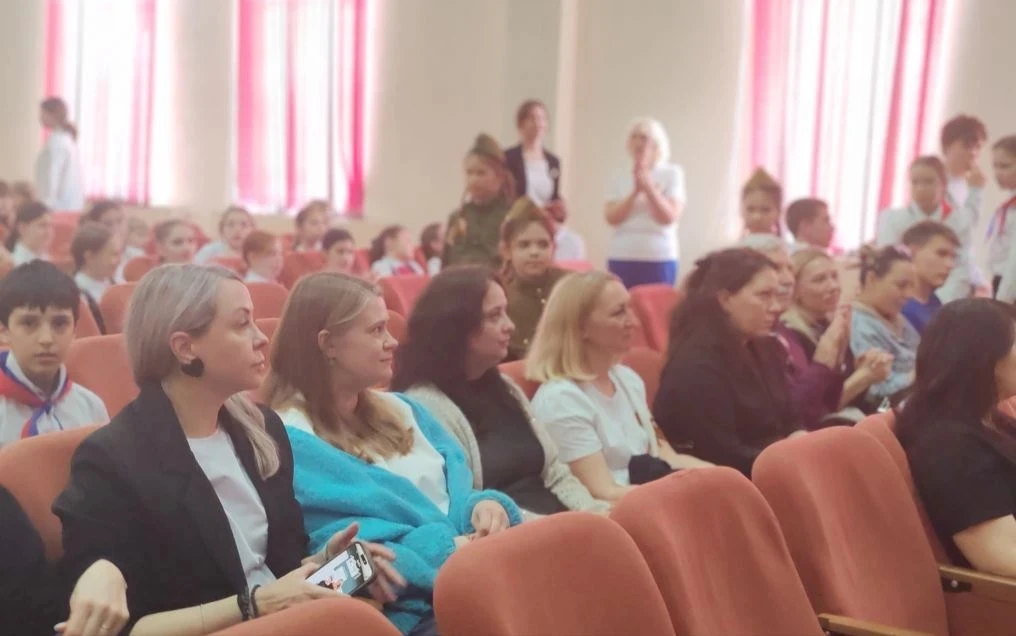 🎶 В нашей школе прошёл концерт, посвящённый 81-й годовщине Великой Победы — он тронул до глубины душ