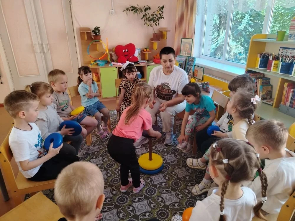 Адаптация детей к логопедической группе является значимым этапом для осуществления корр...