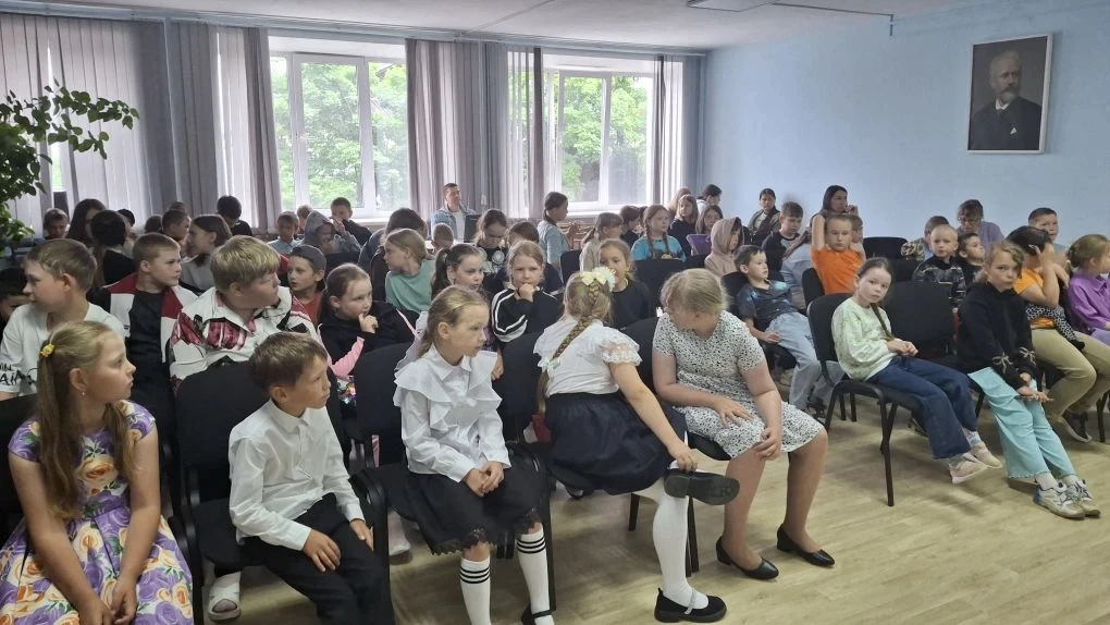 10 июня в лагере «Самоцветы» был объявлен старт дня «Найди призвание». День выдался по-настоящему бо