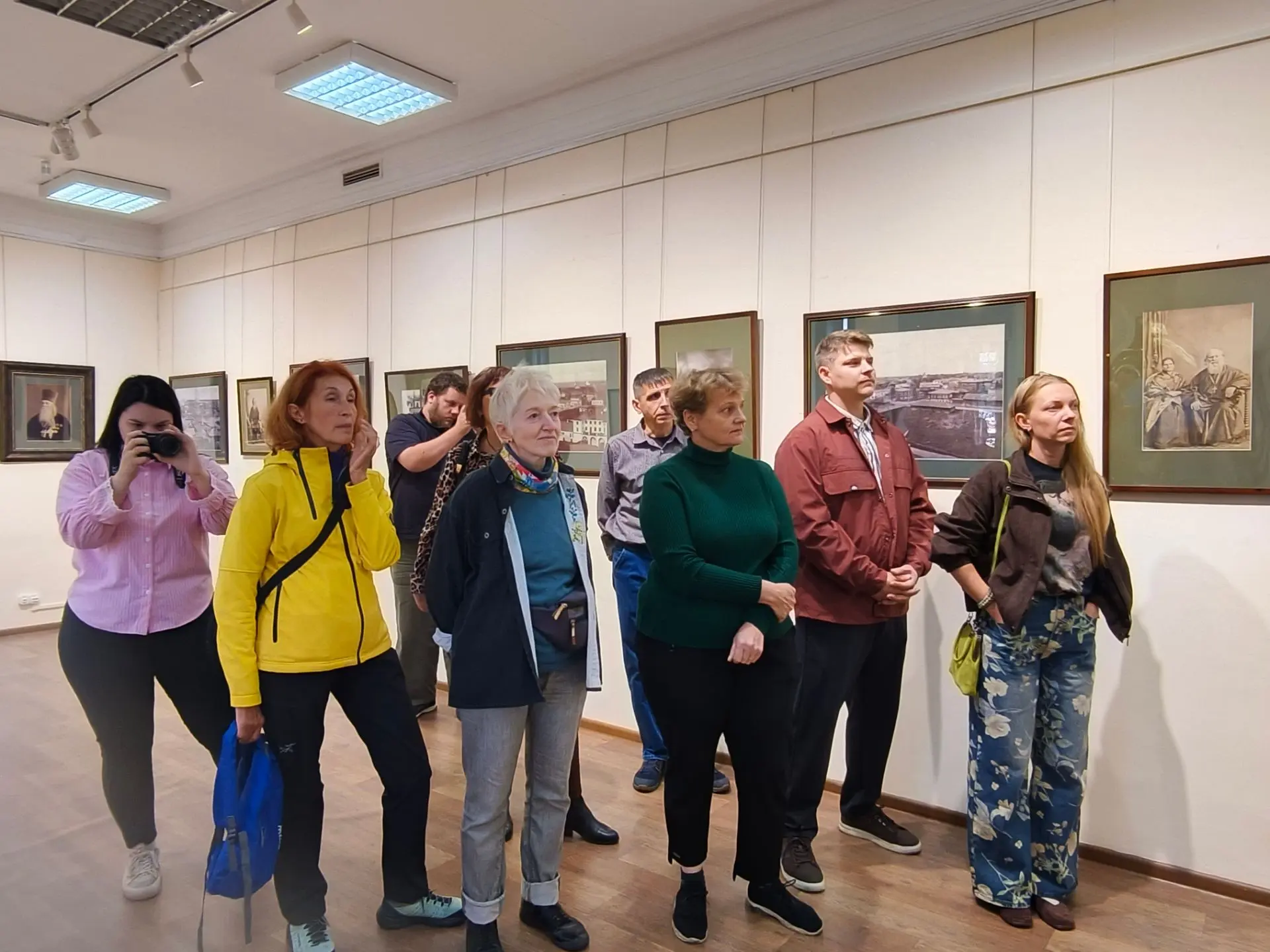 «Ян Логинов не просто фотограф, который собирает фотографии, самой «молодой» из которых...