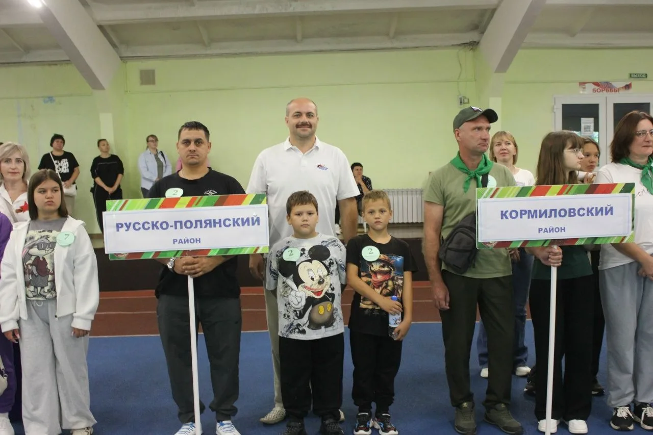 21 августа в р.п. Павлоградка  прошёл фестиваль «Умеем побеждать: семейный спортивный ф...