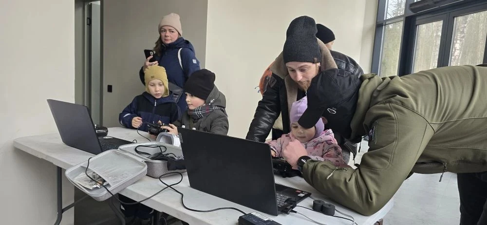 11 апреля в лесопарке «Соколина гора» случилось маленькое чудо: гости фестиваля космических чудес пр
