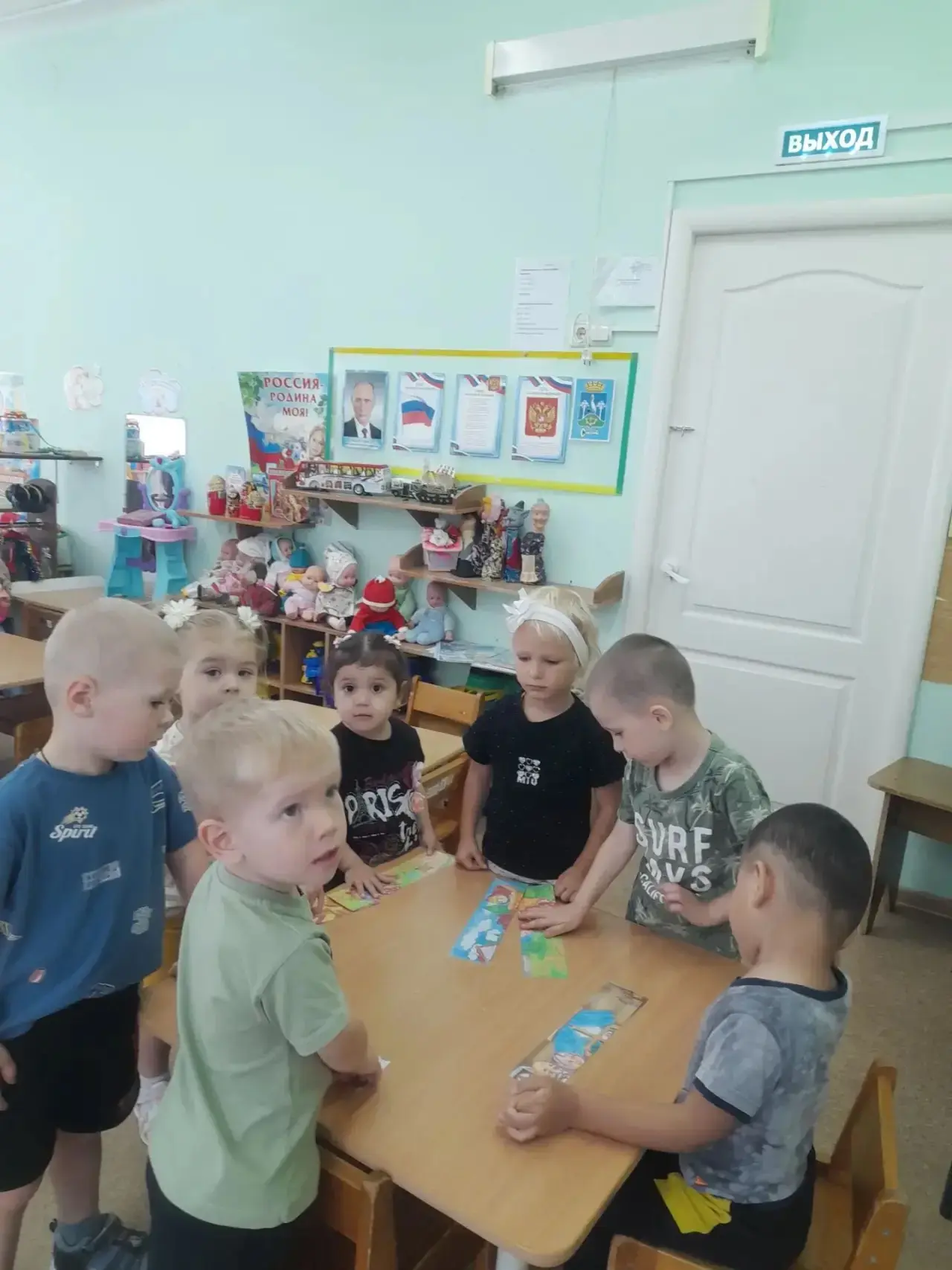 💫 Сказка из бумаги: День бумажных игр в младших группах