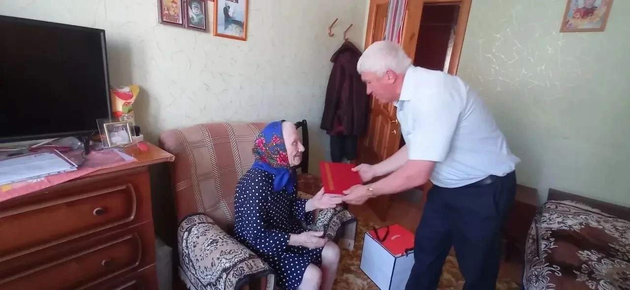 100-летний юбилей отметила ударник коммунистического труда Мария Васильевна Ободова

Мария Васильевн