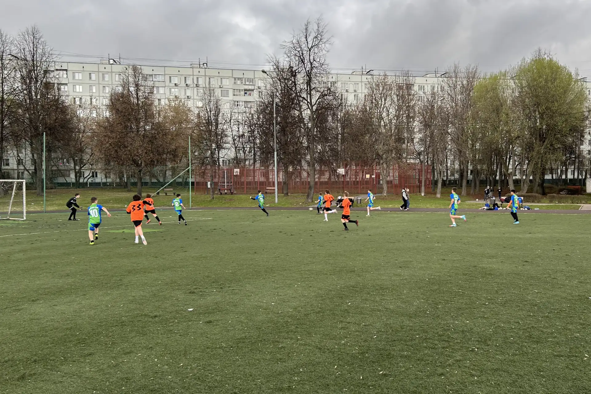 ⚽️ В самом разгаре соревнования по футболу среди юношей 2012–2013 г. р.!  Всю неделю команды нашего 