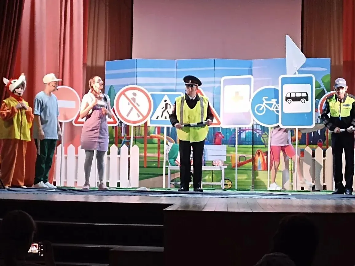 День в нашем лагере был полон творчества и новых знаний! Мы с гордостью присоединились к всероссийск