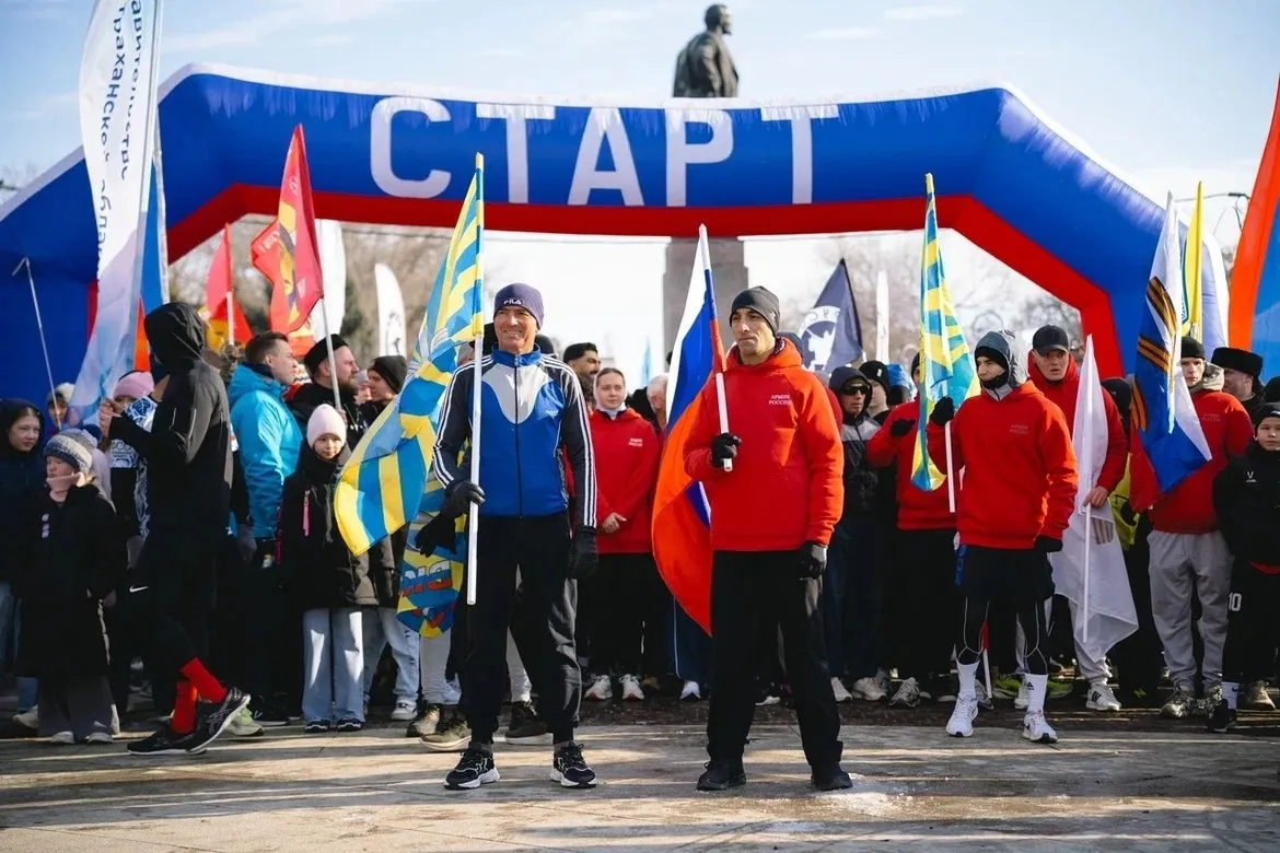Спортивная школа имени Бориса Кузнецова присоединилась к Новогодней пробежке