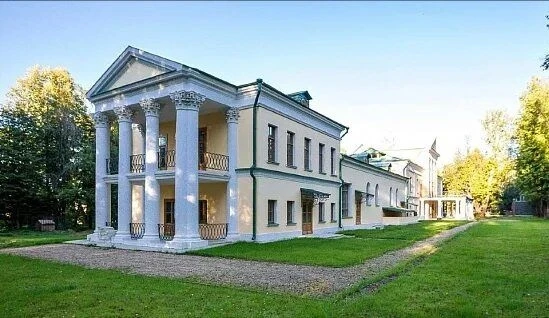 Усадьба Покровское-Рубцово

📍городской округ Истра, поселок Пионерский

В конце 19 века была продан