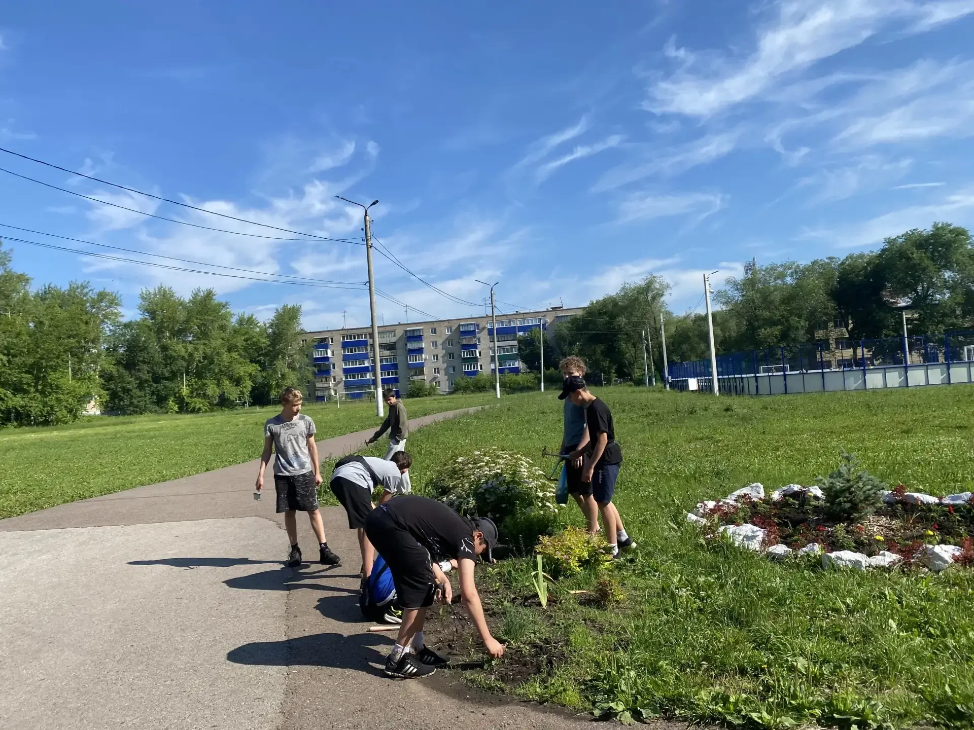 16.06.2026 г. на учебно-опытном участке МАОУ «СОШ № 29» городского округа г. Стерлитамак РБ отлично 