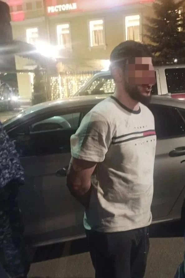 Абу-бандит с пистолетом напал на Росгвардию в Петербурге.  Ночью 21 апреля «братья» употребили харам