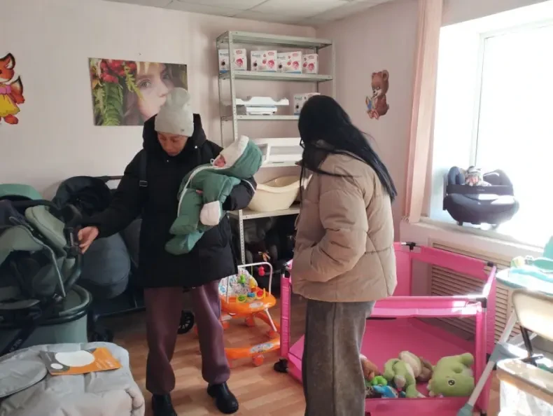 В отделении помощи семье и детям МБУ «КЦСОН» продолжается работа пункта проката предмет...