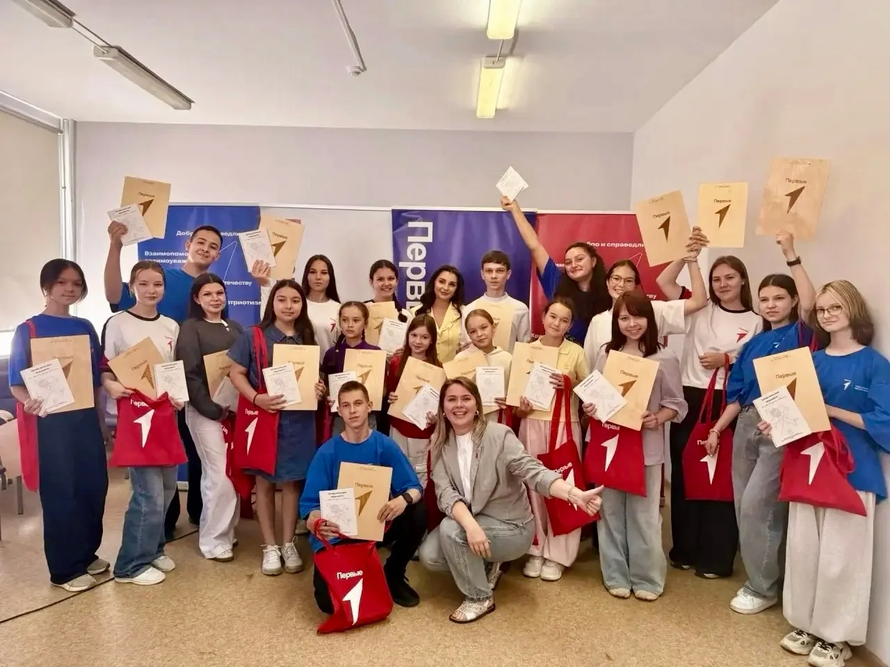 ГОЛОС, КОТОРЫЙ УСЛЫШАТ ВСЕ🎤

С огромной радостью подвели итоги Региональной школы ведущих Движения 
