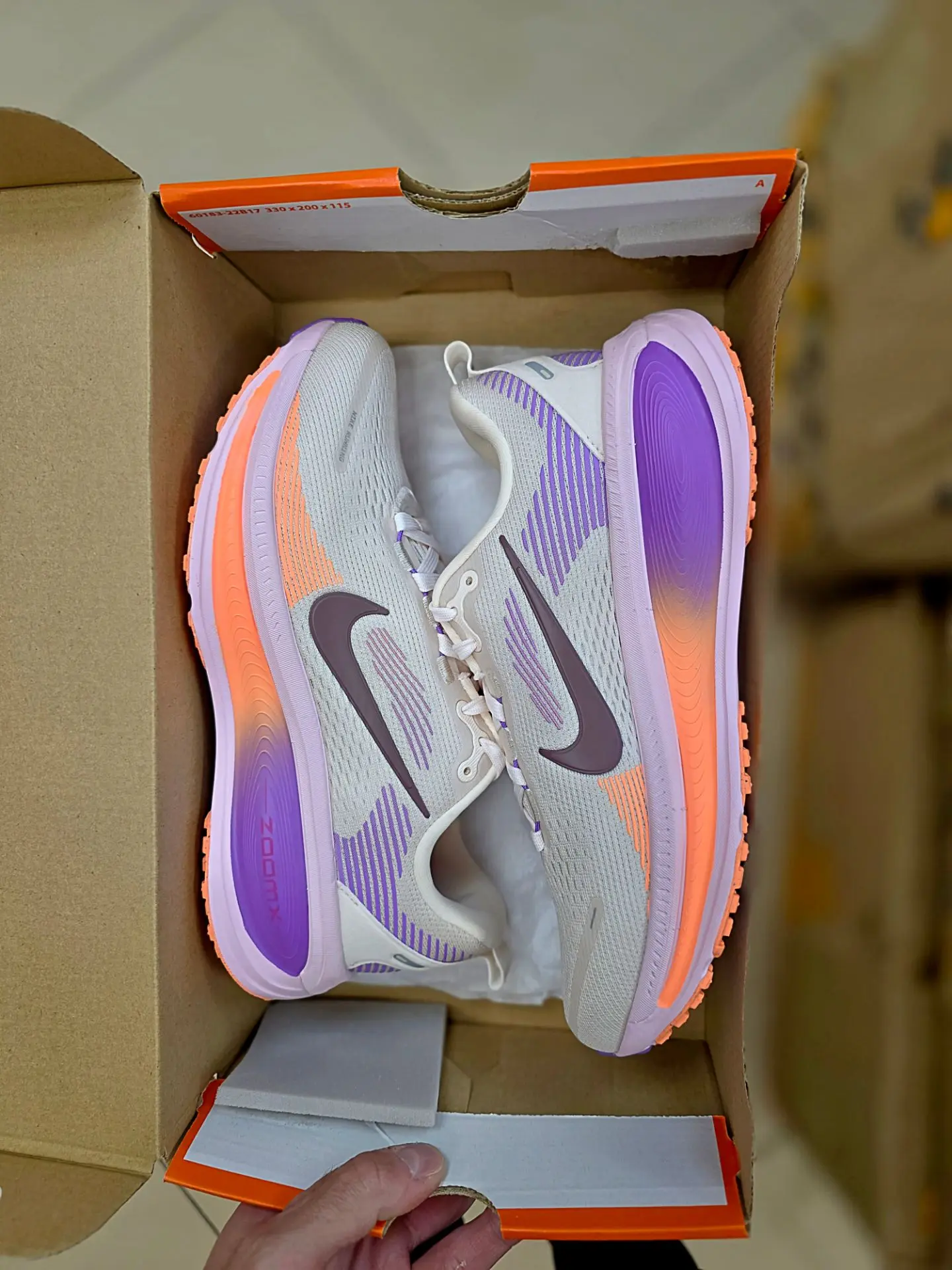Nike Vomero 18