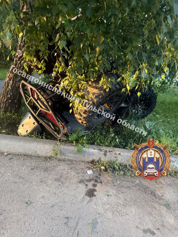 Из сводок ДТП в Тульской области за предыдущие сутки

🚔28 июля в 01:00 около дома 65 по улице 50 ле