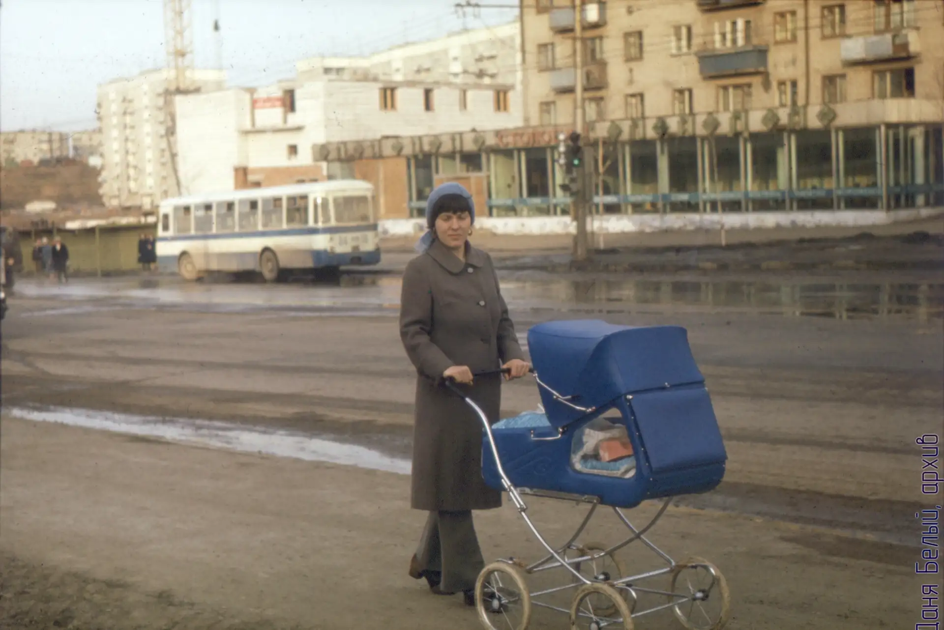Столовая Лада. Фото Д. Белый, 1977г.