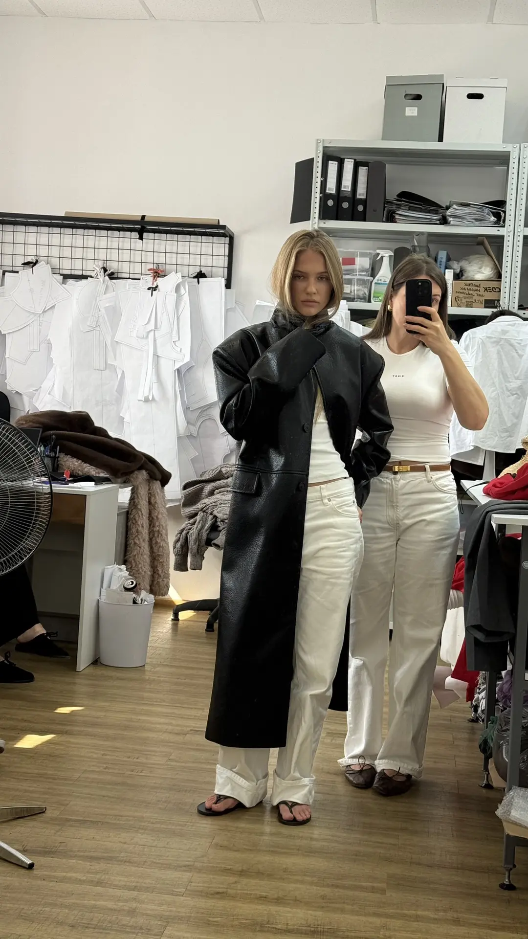 Примеряли осень-зиму🧣

Как-то все довольно ладно складывается😍
Ни одно изделие «не убили» и правки