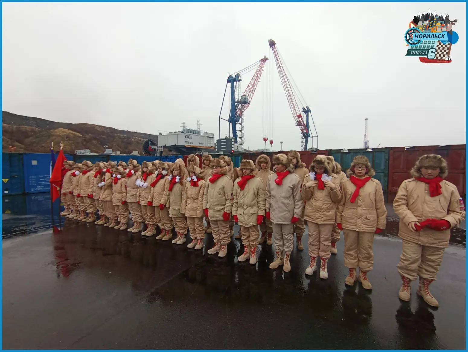 ⚓🇷🇺 ЮНАРМЕЙЦЫ ШКОЛЫ № 6 ВСТРЕТИЛИ МОРЯКОВ СЕВЕРНОГО ФЛОТА В ДУДИНКЕ