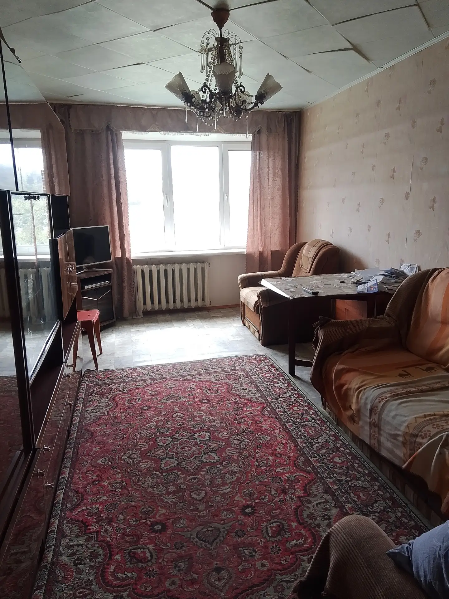 Продам двухкомнатную квартиру ул Бакальская дом 4 второй этаж 89514462206