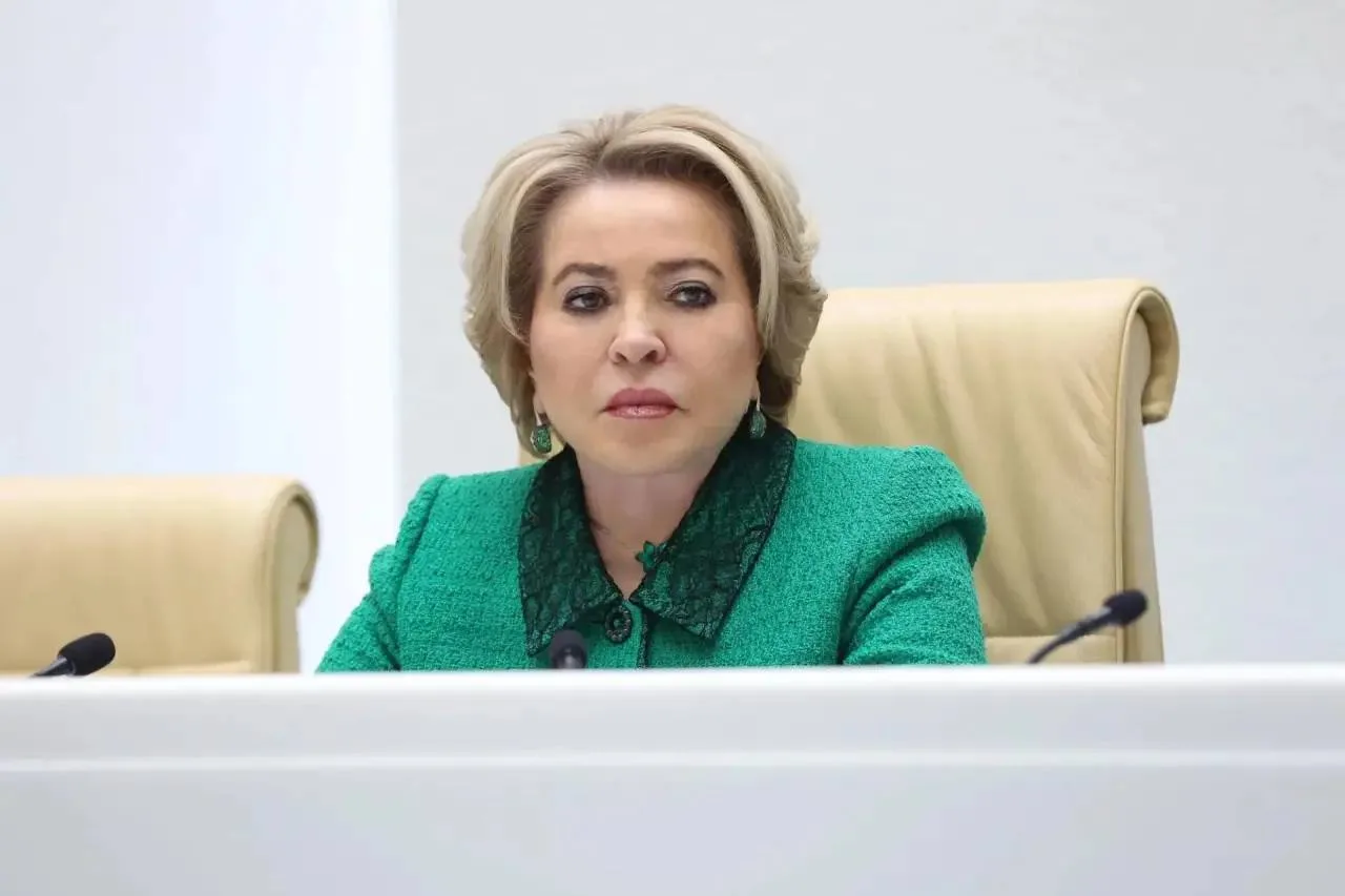 ⚡️ ЛНР ускоренными темпами завершают интеграцию в финансовую систему России