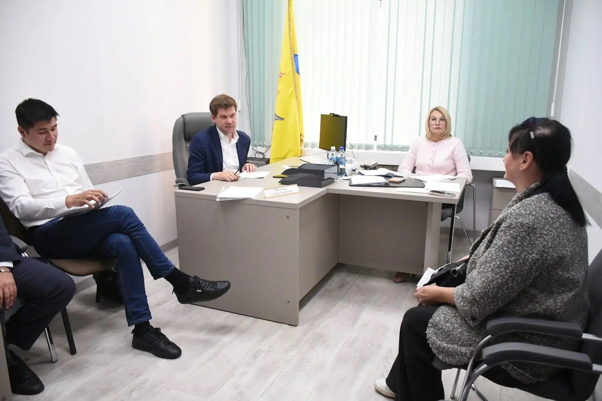 ⚡️Лавочки за две недели и субботник в Стройгородке: итоги приёма граждан у мэра Оренбурга