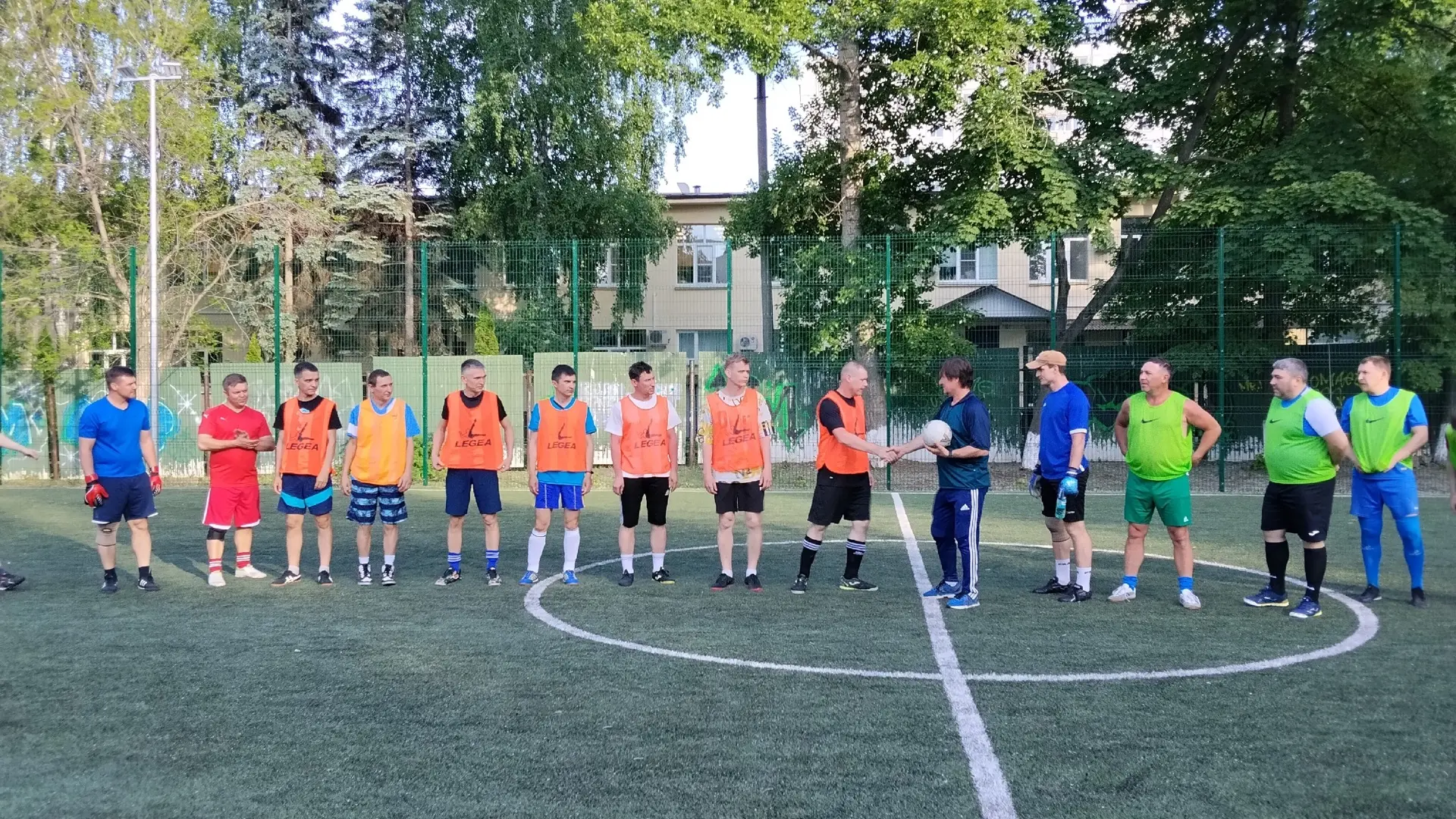 ⚽️ СТАРТ ДАН! «ВЫСШИЙ КЛАСС-2026»: районные соревнования по футболу среди родителей! 🚀🎉  🔥 Это не пр