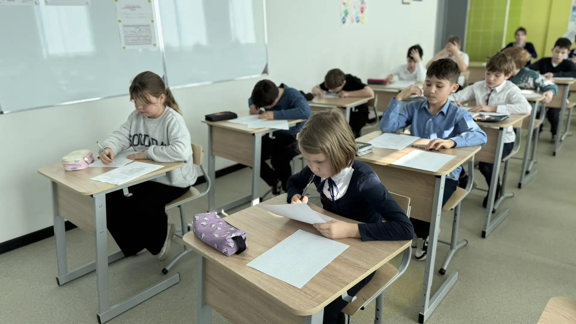 📚31 марта в школе прошел первый этап тестирования для зачисления в 5 и 7 математический класс.  Ребя