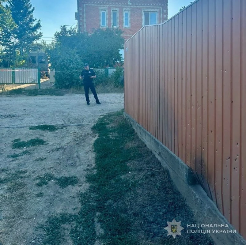 В Одесской области пьяная военнослужащая сбежала из части и устроила бомбардировку сосе...