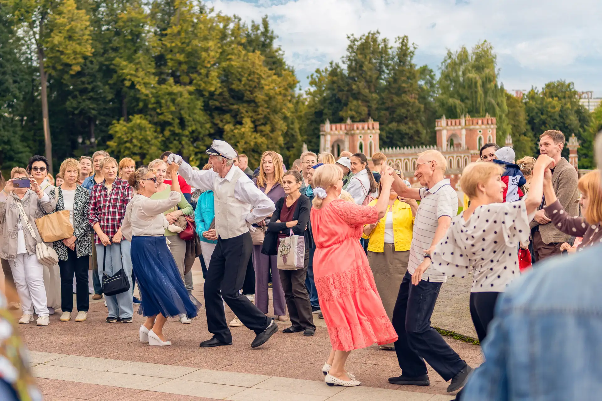 Делимся фотографиями с фестиваля «Спасская башня», который гостил у нас в субботу. На Д...