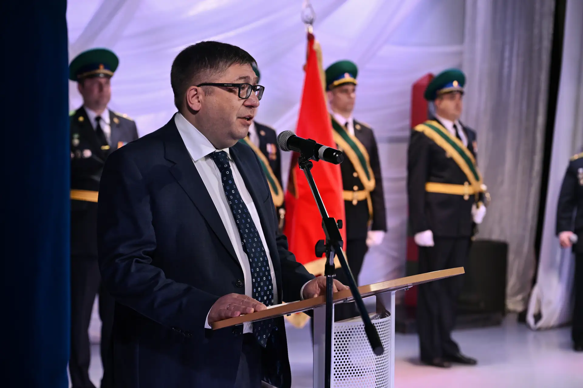 Леонид Николаев поздравил пограничников Чукотки с профессиональным праздником