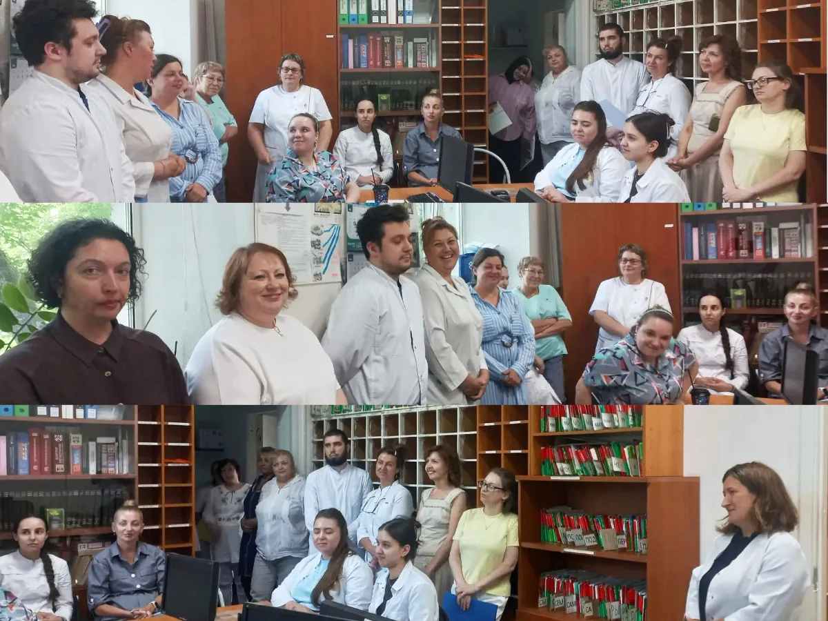 Уважаемые коллеги! 🩺💐

От всей души поздравляем вас с Днём медицинского работника!
В этом году мы 