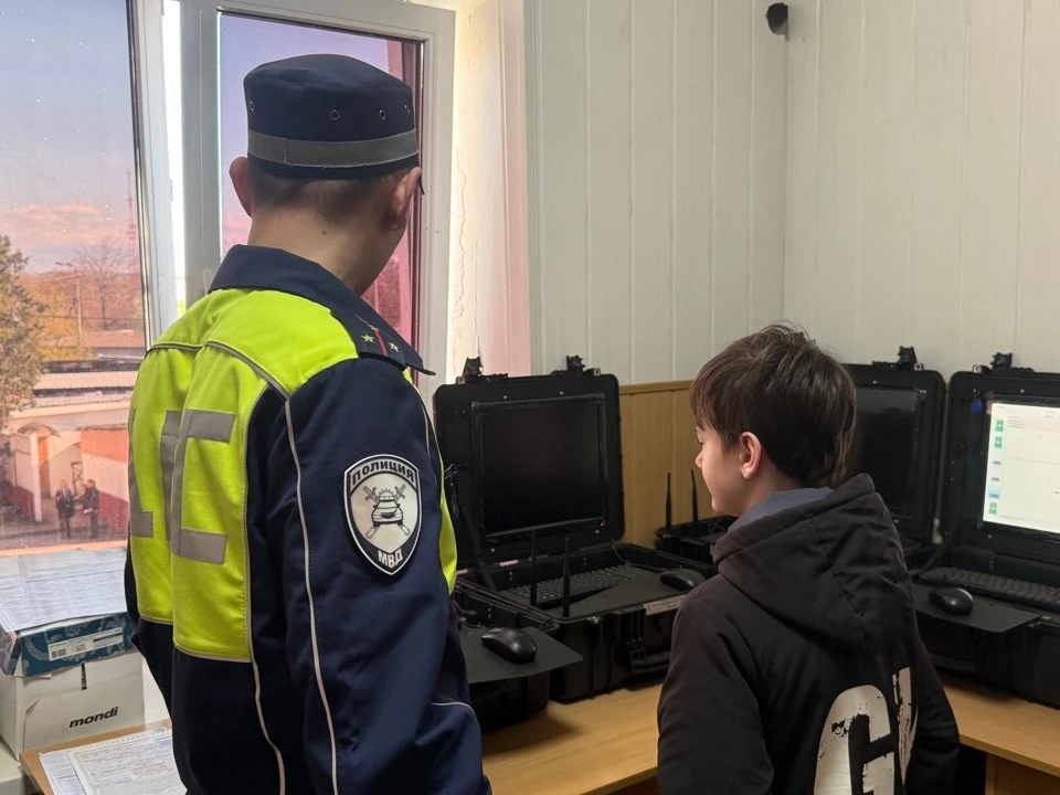 🚔 Преемственность поколений: желание юного симферопольца продолжить дело отца